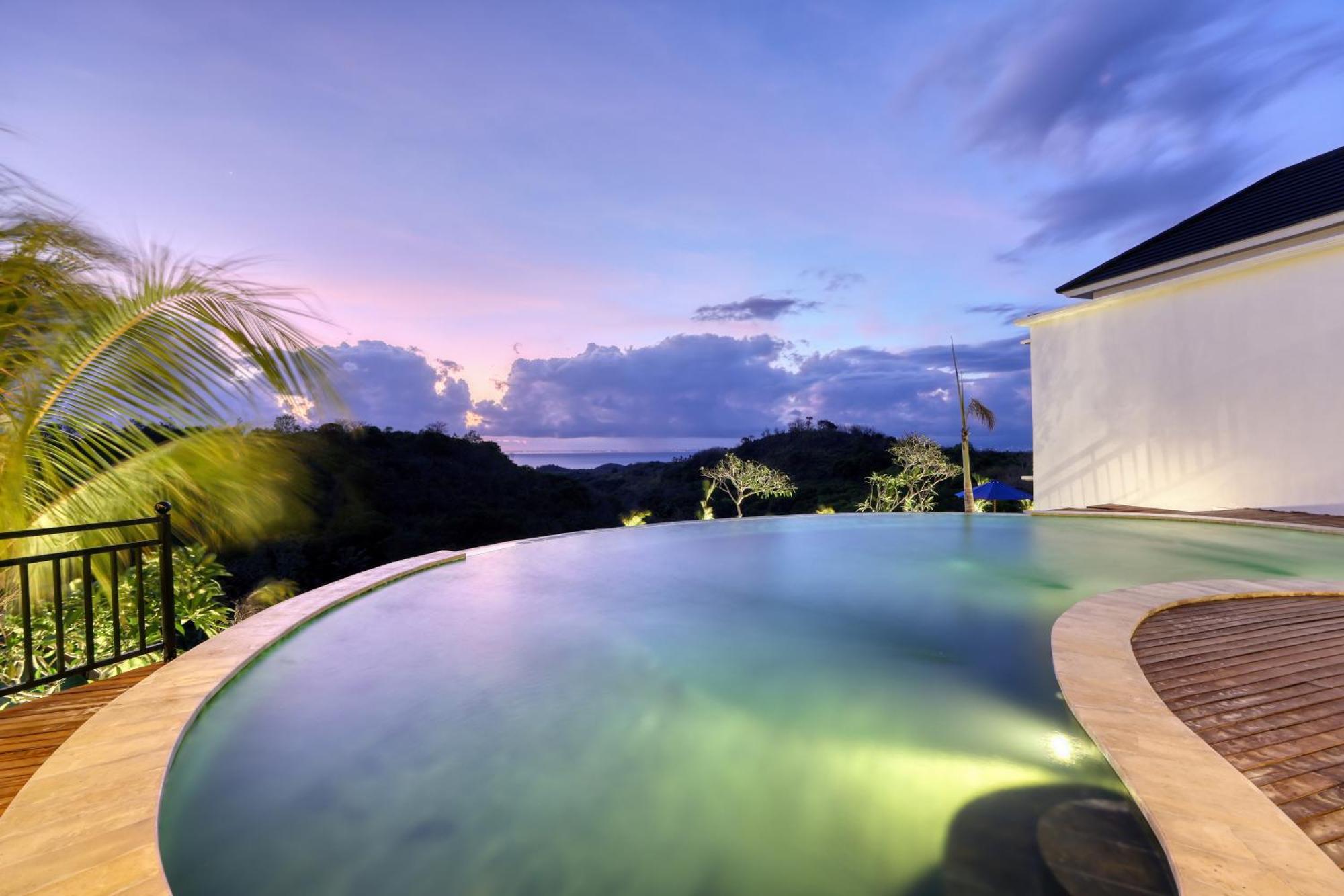 Kelingking Parama Resort Batumadeg Luaran gambar