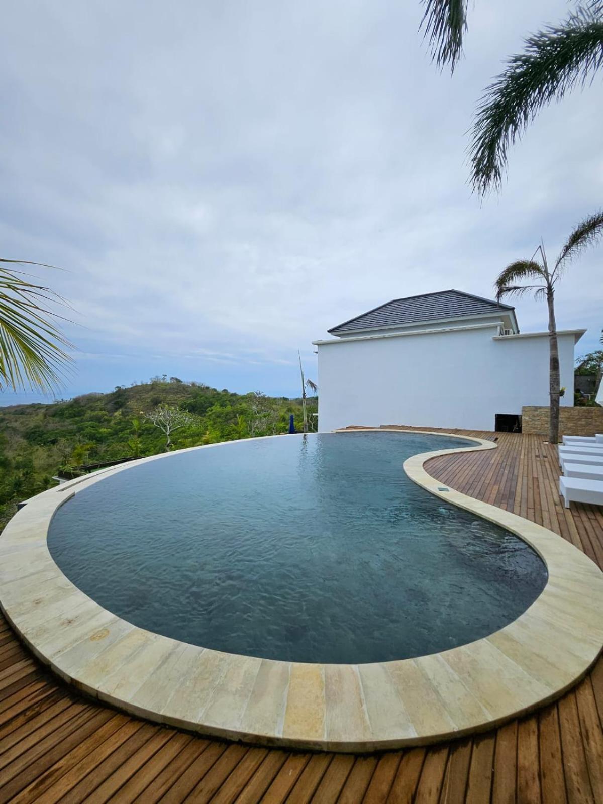 Kelingking Parama Resort Batumadeg Luaran gambar