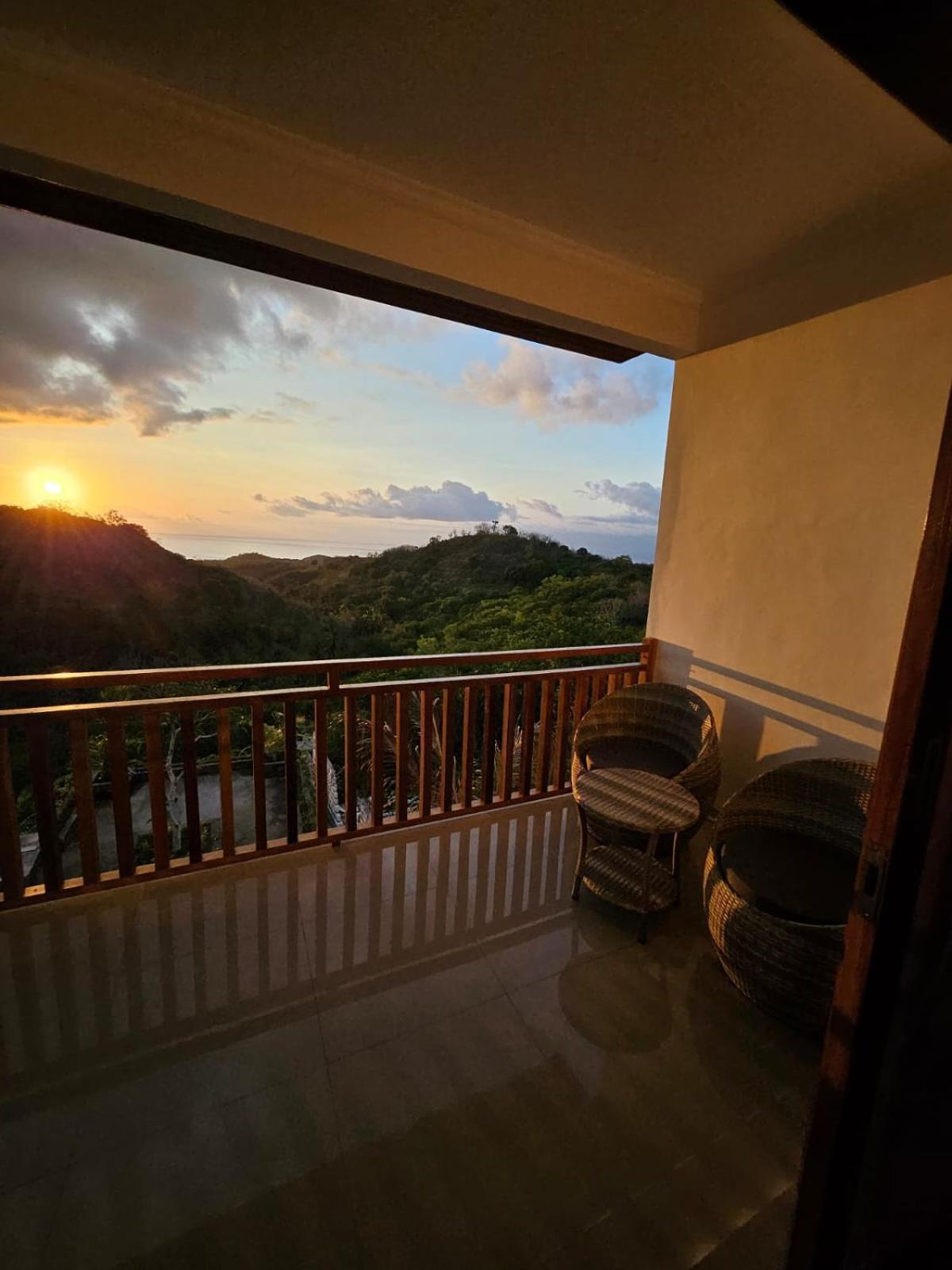 Kelingking Parama Resort Batumadeg Luaran gambar